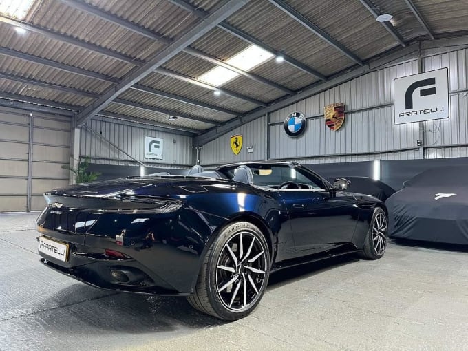 2019 Aston Martin Db11