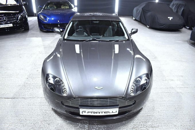2009 Aston Martin Vantage