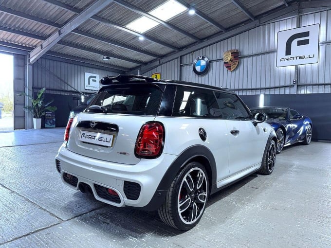 2020 Mini Hatch