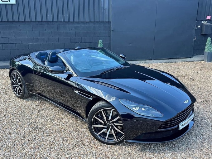 2019 Aston Martin Db11