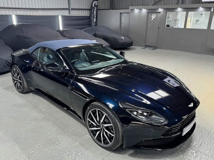 2019 Aston Martin Db11