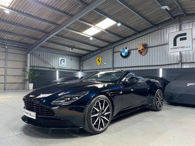 2019 Aston Martin Db11