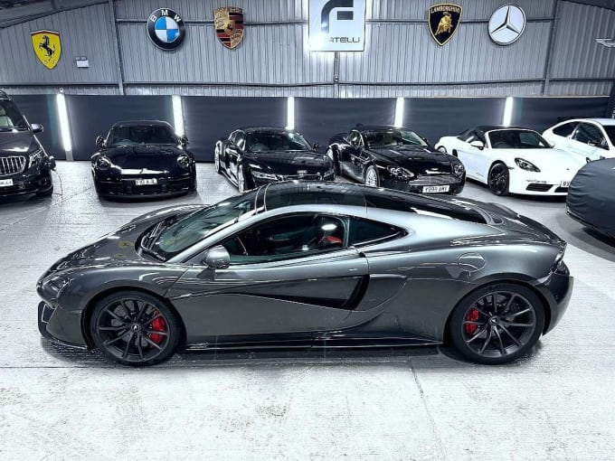 2019 Mclaren 570