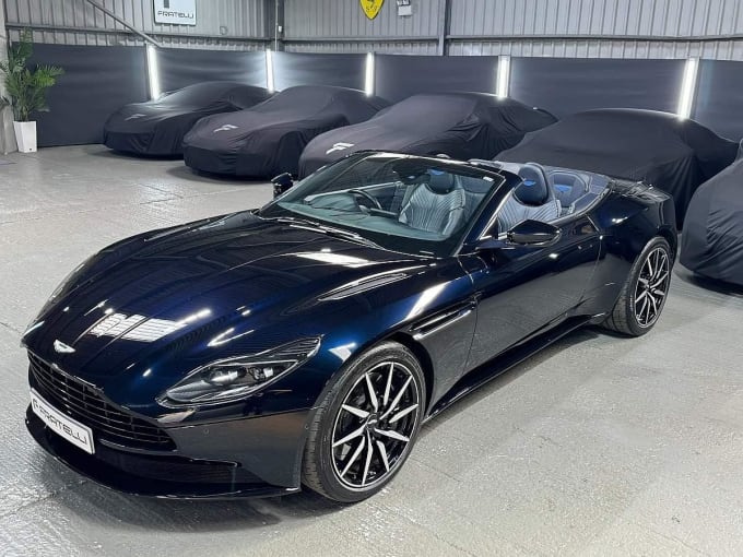 2019 Aston Martin Db11