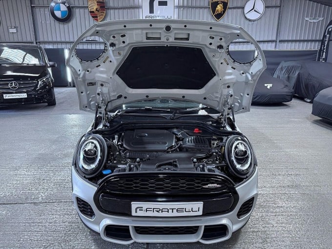 2020 Mini Hatch