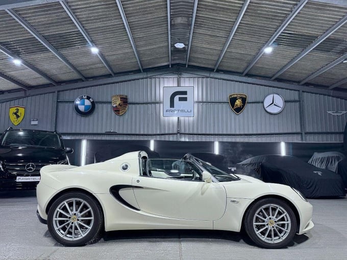 2014 Lotus Elise