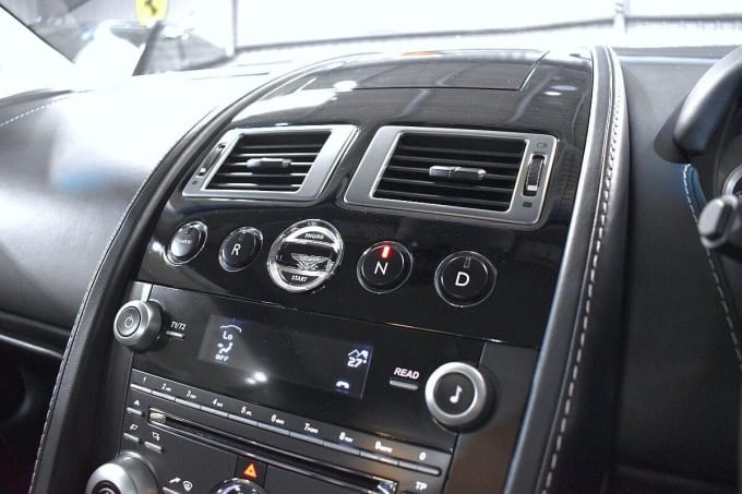 2009 Aston Martin Vantage