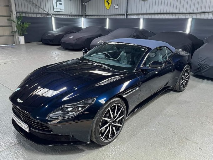 2019 Aston Martin Db11