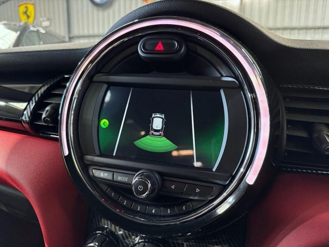 2020 Mini Hatch