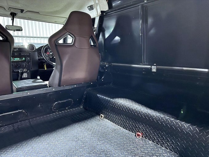 2011 Land Rover Defender