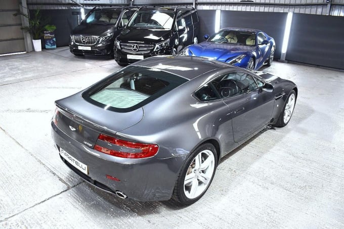 2009 Aston Martin Vantage
