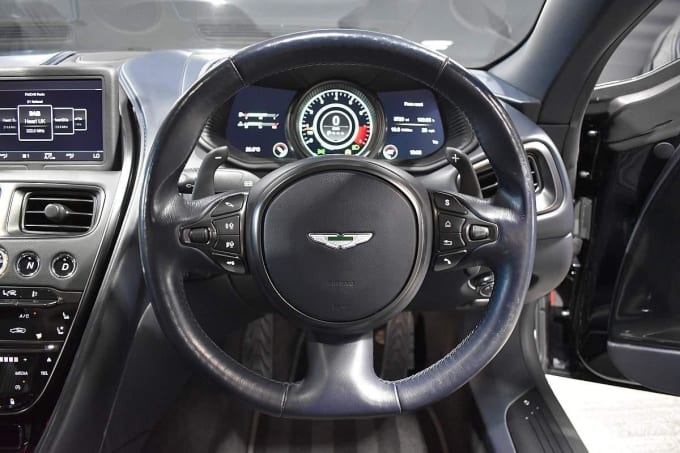 2019 Aston Martin Db11