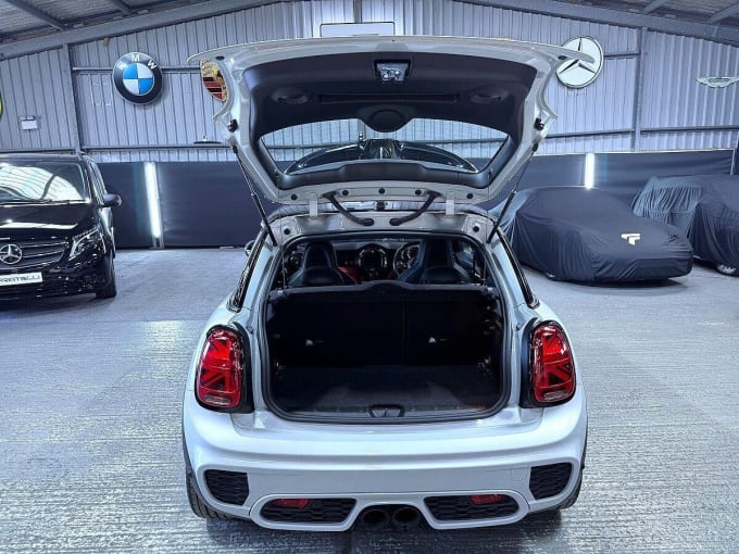2020 Mini Hatch