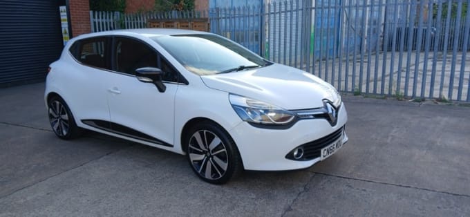 2025 Renault Clio