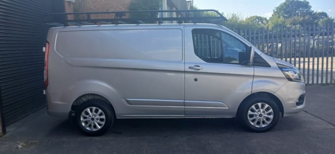 2025 Ford Transit Custom