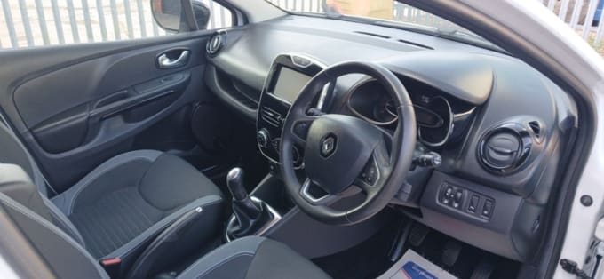 2025 Renault Clio