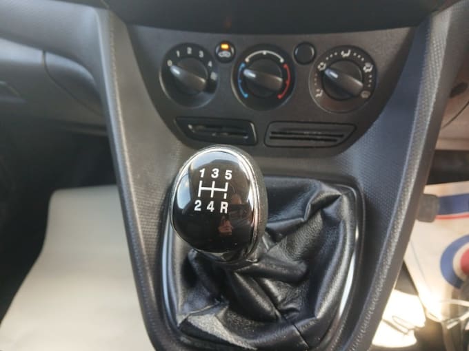 2025 Ford Connect