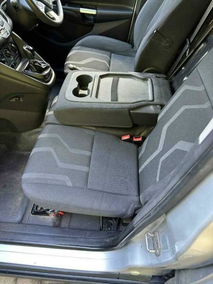 2025 Ford Connect