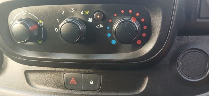 2025 Vauxhall Vivaro