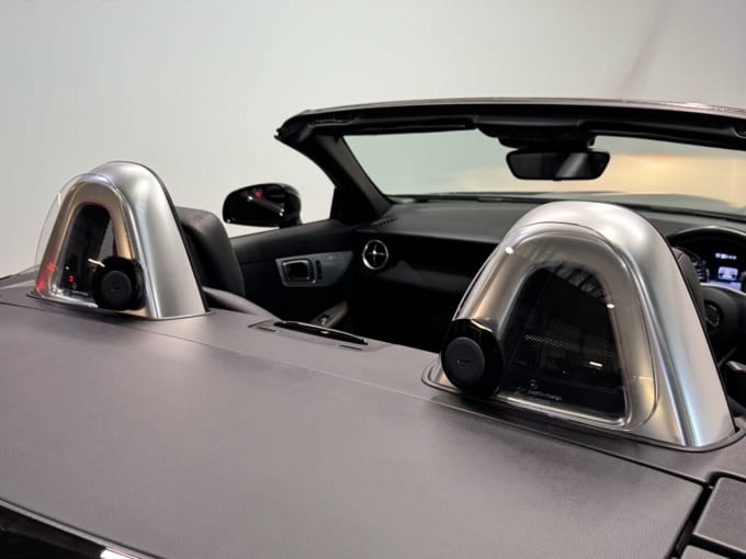 2025 Mercedes-benz Slc