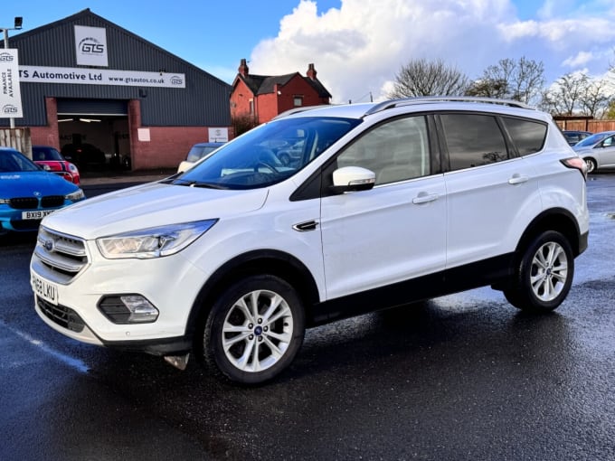 2025 Ford Kuga