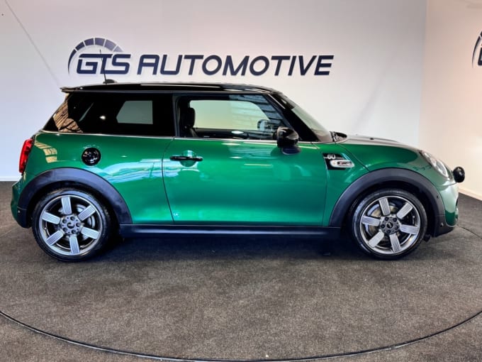 2025 Mini Hatch