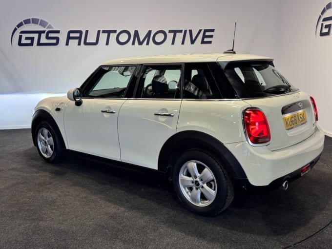 2025 Mini Hatch