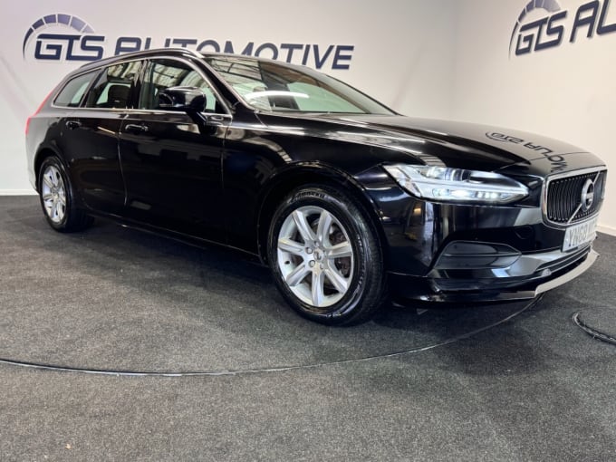 2025 Volvo V90