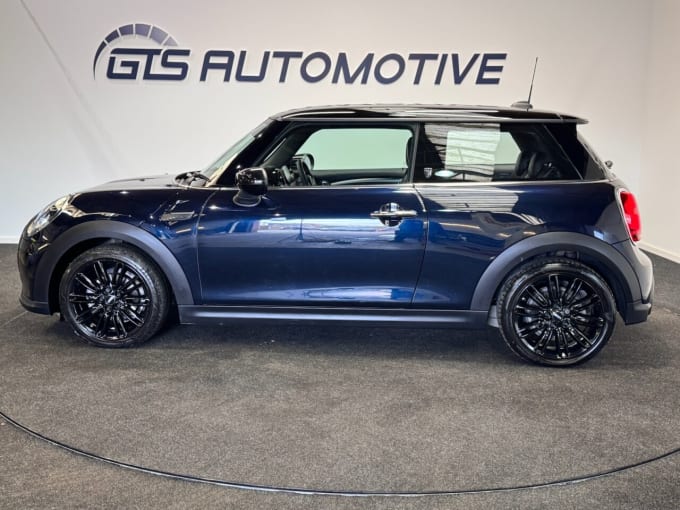 2025 Mini Hatch