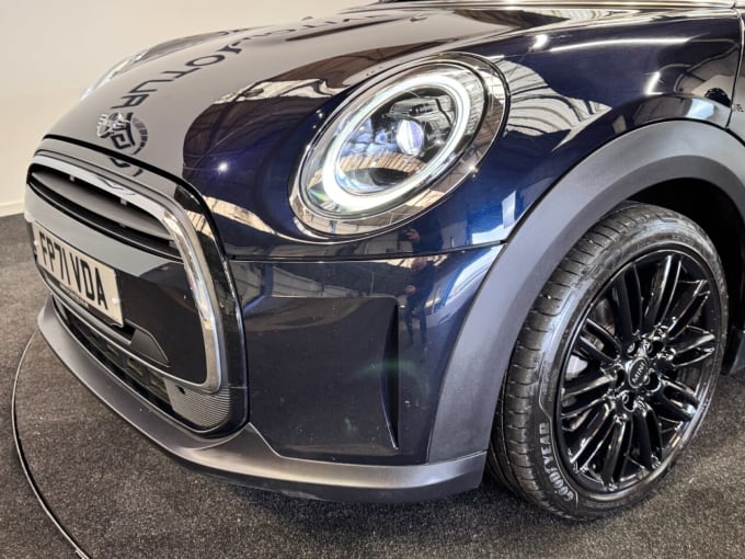 2025 Mini Hatch