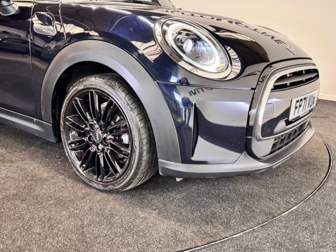 2025 Mini Hatch