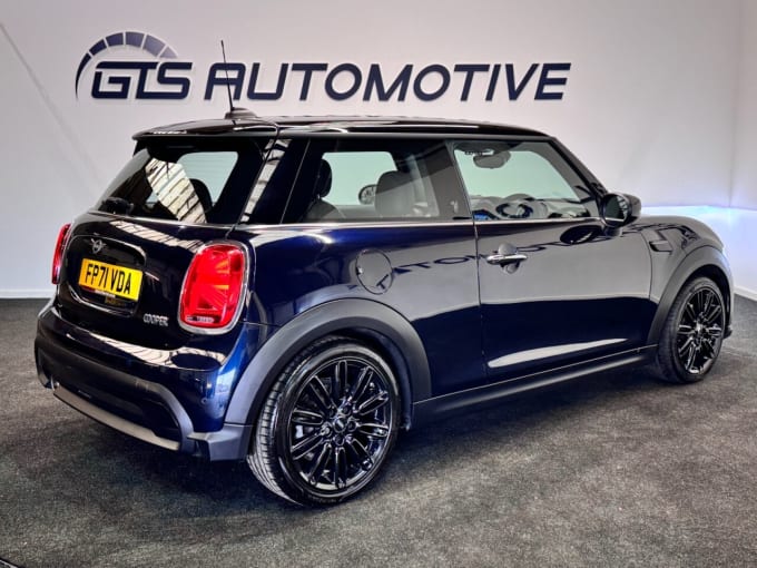 2025 Mini Hatch