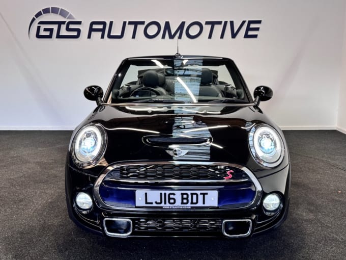 2025 Mini Convertible