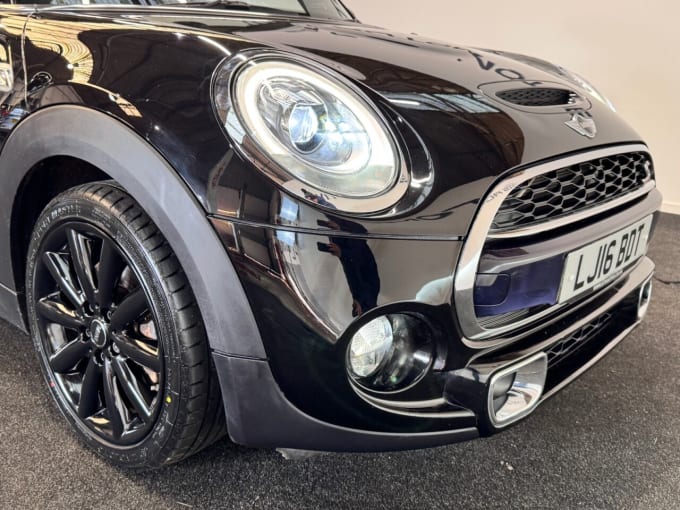 2025 Mini Convertible