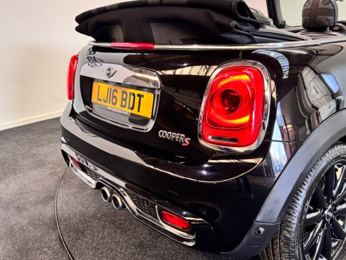 2025 Mini Convertible