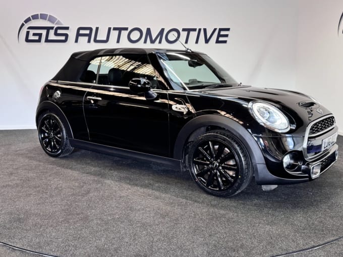 2025 Mini Convertible