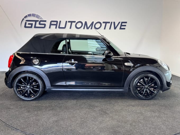 2025 Mini Convertible