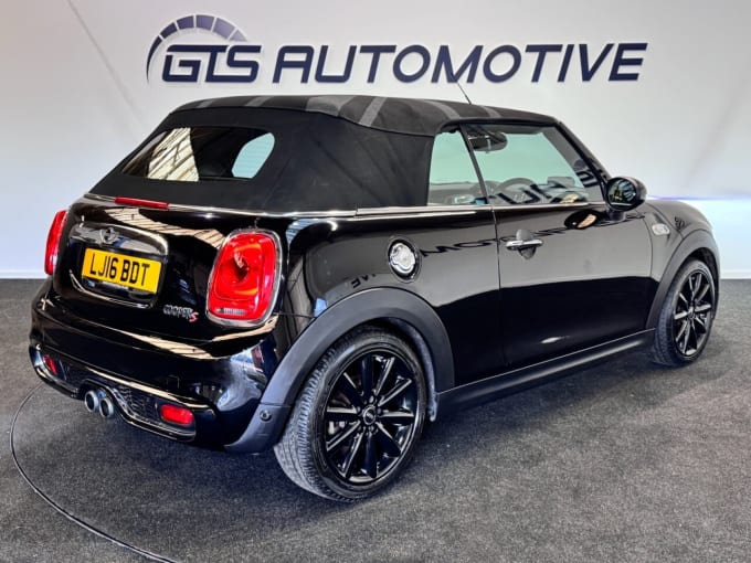 2025 Mini Convertible