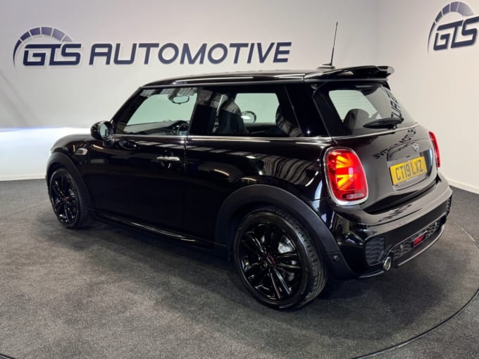 2025 Mini Hatch