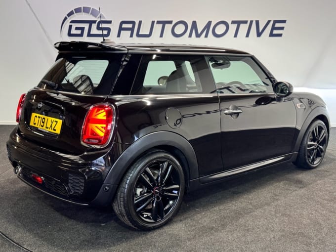 2025 Mini Hatch