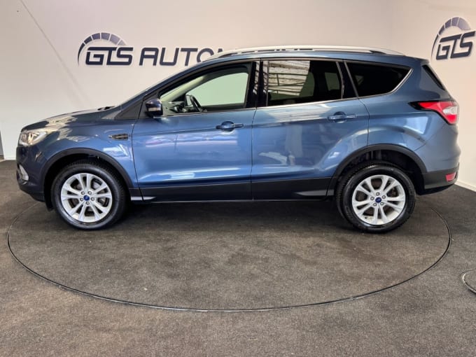 2025 Ford Kuga