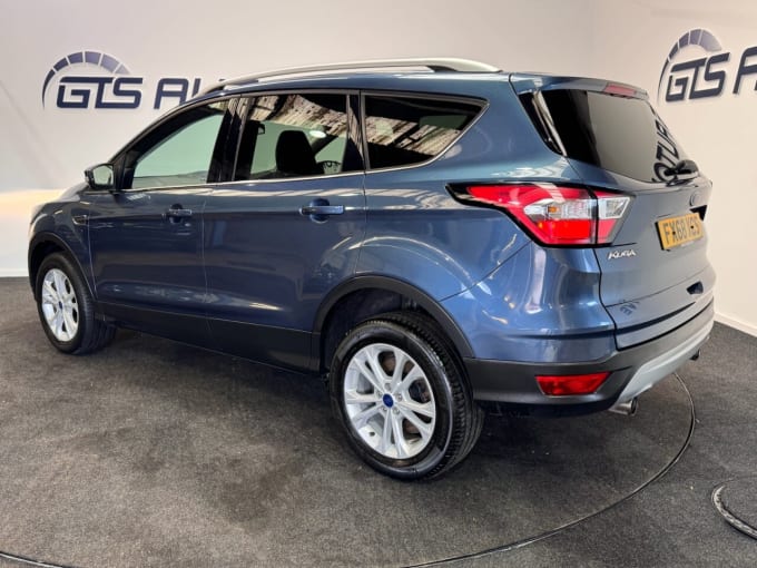 2025 Ford Kuga