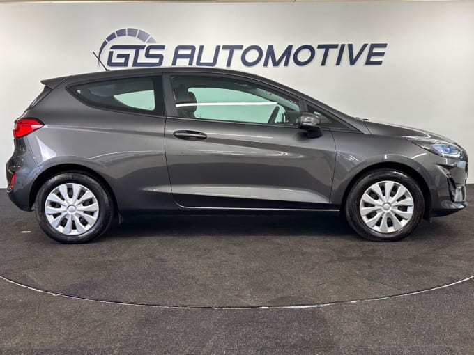 2025 Ford Fiesta