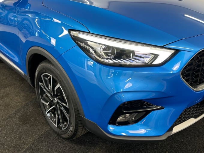 2025 Mg Mg Zs