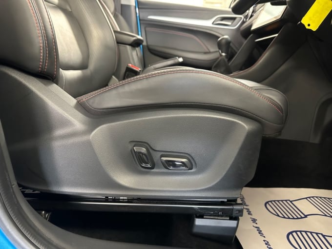 2025 Mg Mg Zs