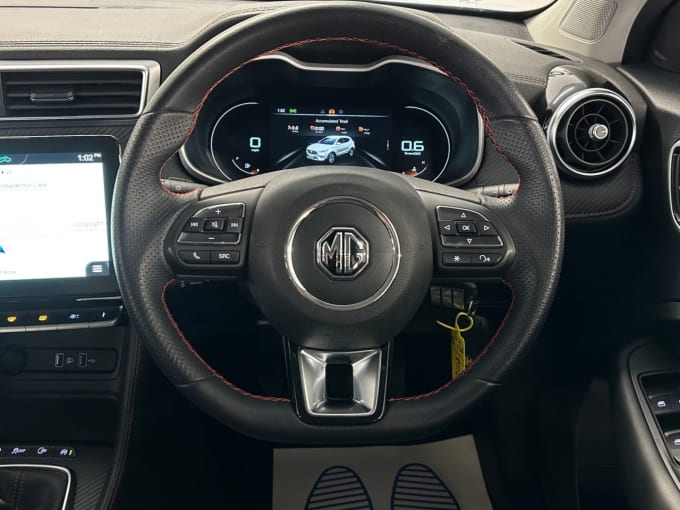 2025 Mg Mg Zs