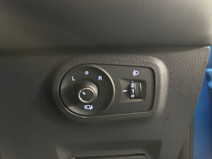 2025 Mg Mg Zs