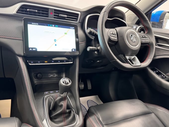 2025 Mg Mg Zs