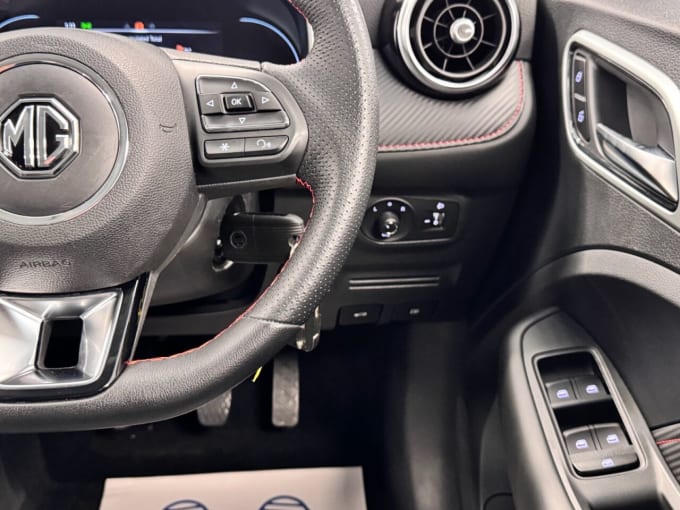 2025 Mg Mg Zs