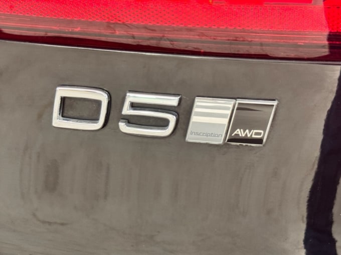 2025 Volvo V90